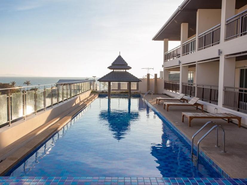 Hotel R-Con Rest Sea à Pattaya Extérieur photo