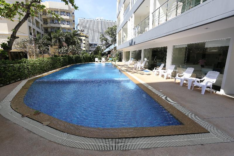 Hotel R-Con Rest Sea à Pattaya Extérieur photo